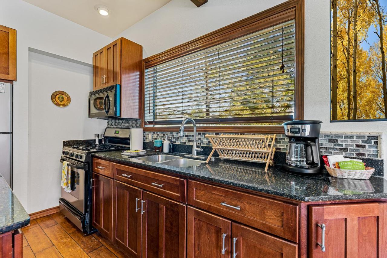 Delightful 1 Bdrm Country Club Retreat With Mt Elden Views! Villa Flagstaff Exteriör bild